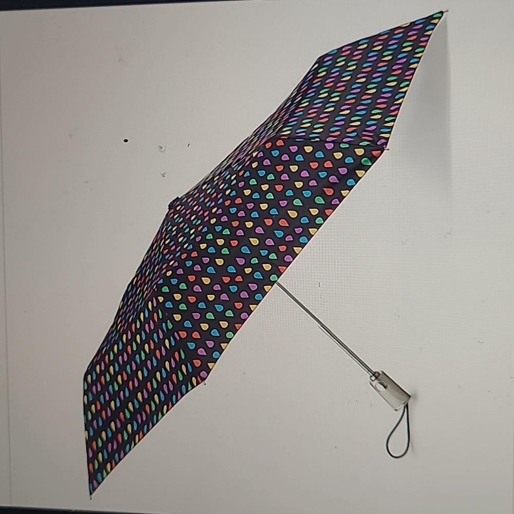 Totes UPF 50 Auto Open & Close Folding 3 Section Umbrella